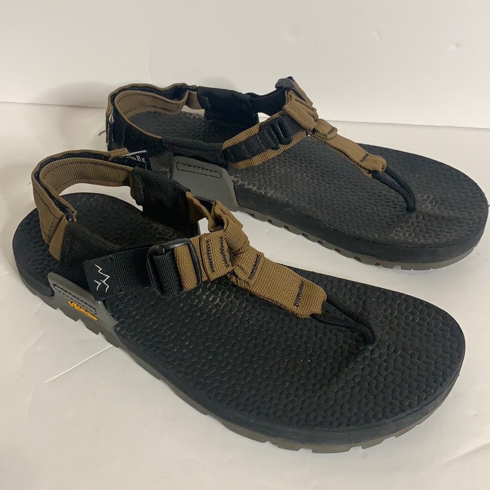 Bedrock Cairn Adventure Women 9 Black Hook Loop Brown Thong Strap Vibram Sandals